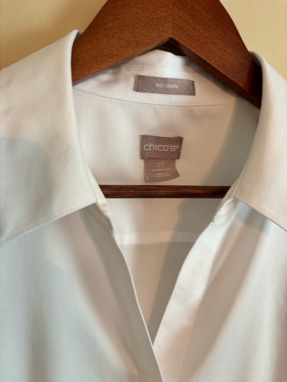 Chicos button down blouse white no iron size large tall Chicos size 2 tall - Picture 4 of 6